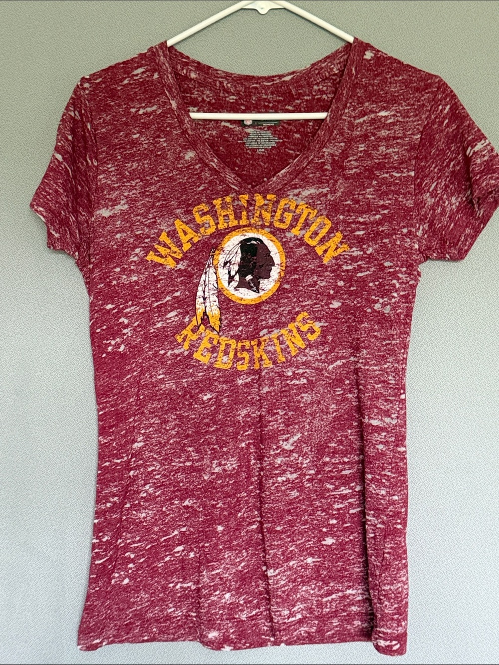 Redskins Team Apparel Maroon Burnout V-Neck Washington Graphic Tee